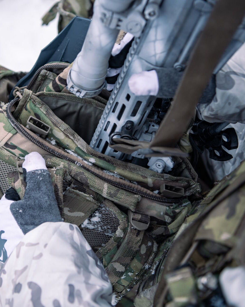 Tactical Weapon Scabbard - Eberlestock Lifetime Warranty | Veteran Owned